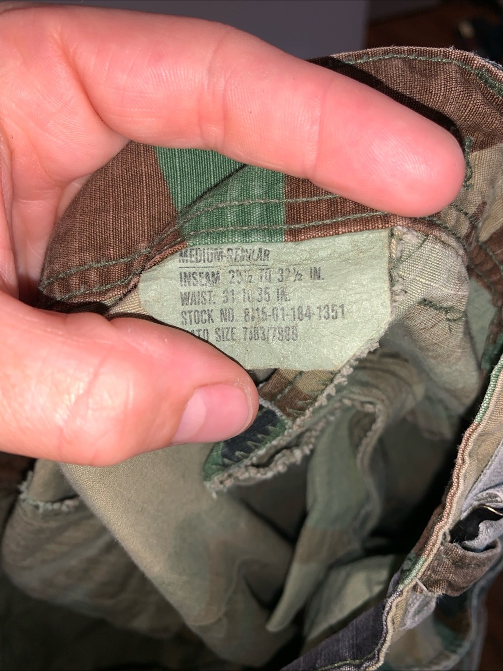 Women’s Straight Leg Cargo Pants size medium - Green Camo inseam 30 inches 232 - Picture 8 of 9